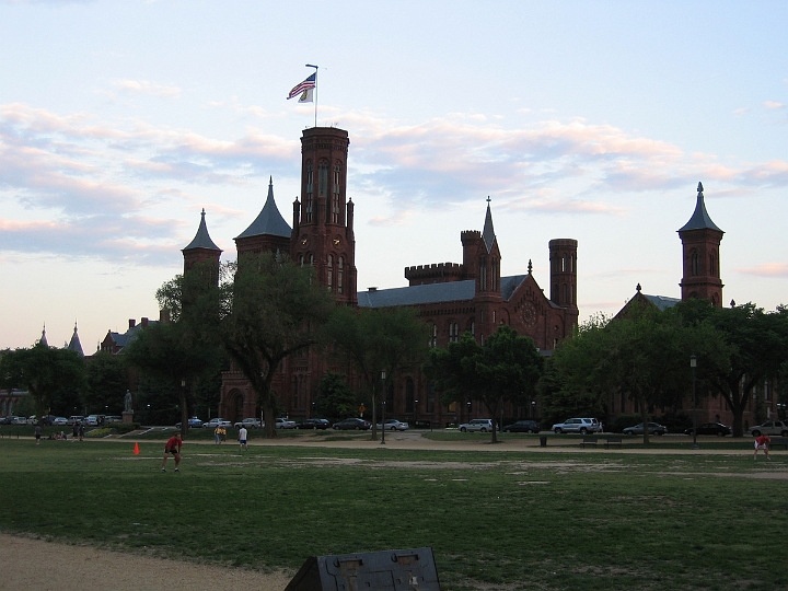 09 Smithsonian castle.JPG